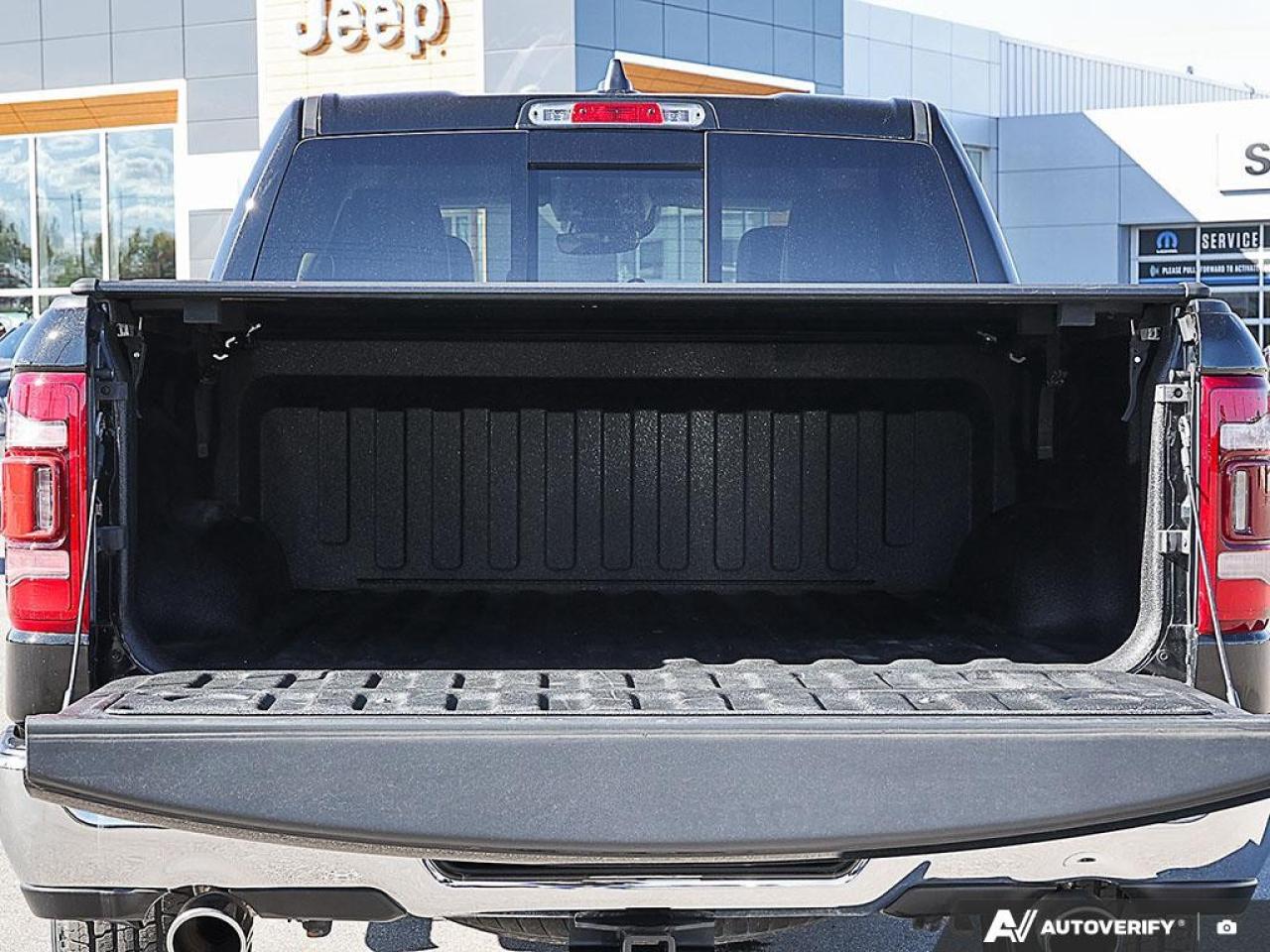 2022 RAM 1500 Laramie 4x4 Crew Cab 5'7" Box Photo