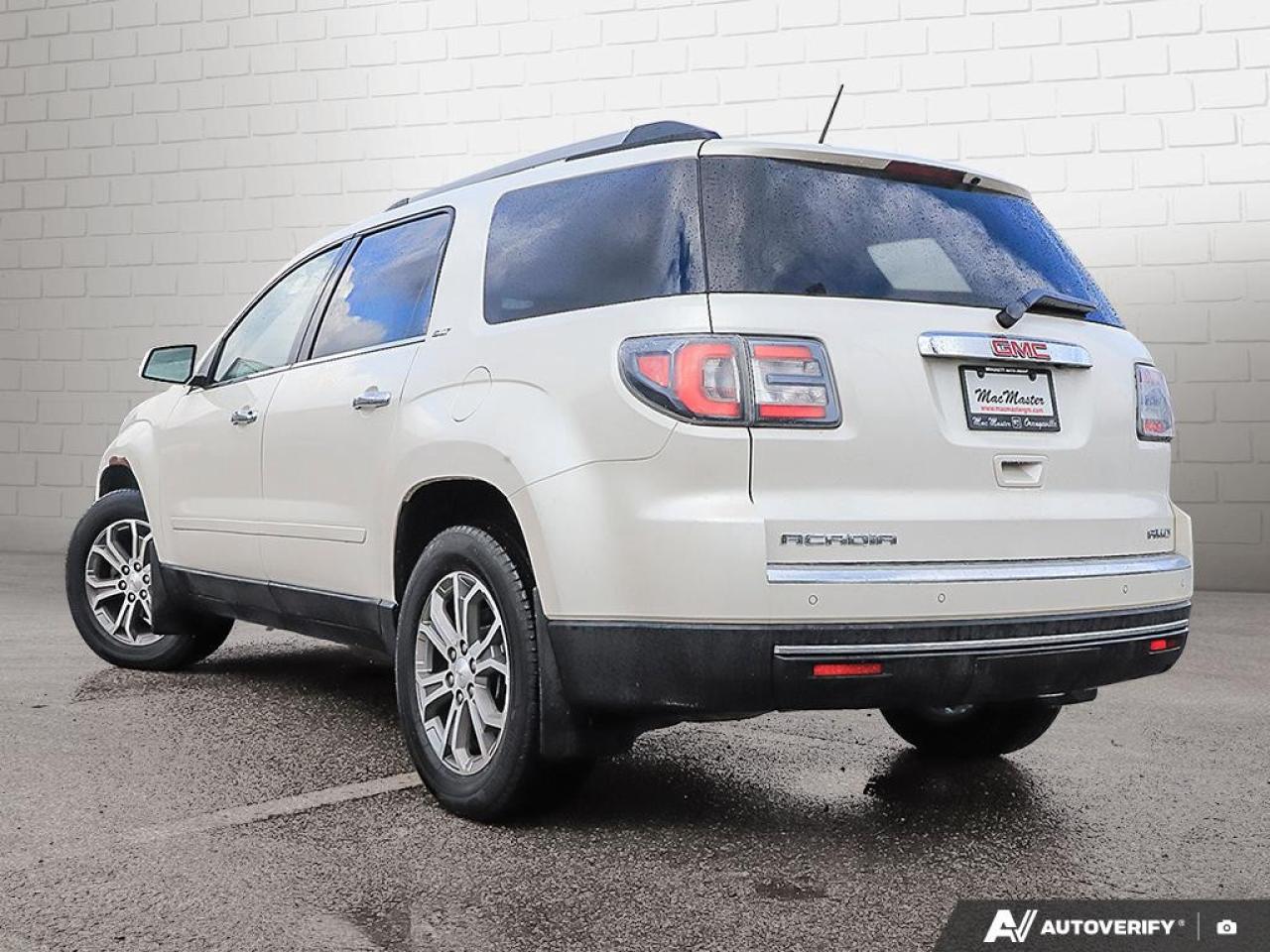2018 GMC Acadia AWD DENALI Photo2