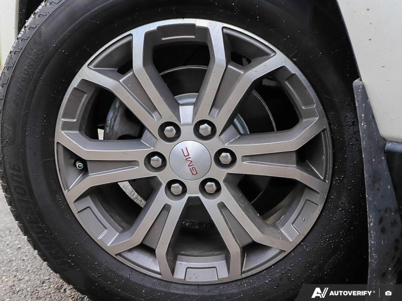 2018 GMC Acadia AWD DENALI Photo