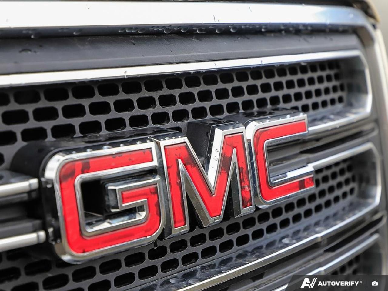 2018 GMC Acadia AWD DENALI Photo