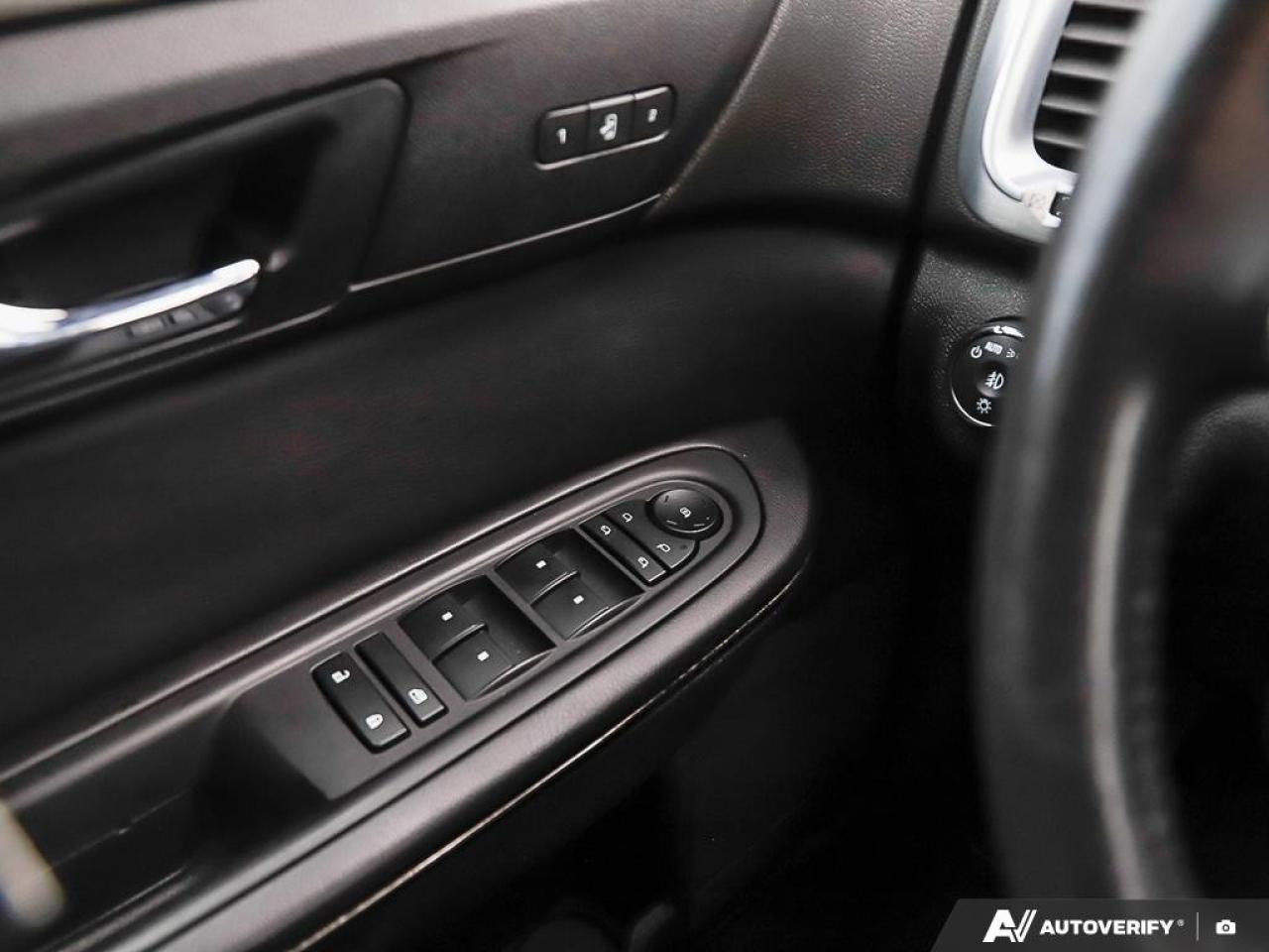 2018 GMC Acadia AWD DENALI Photo