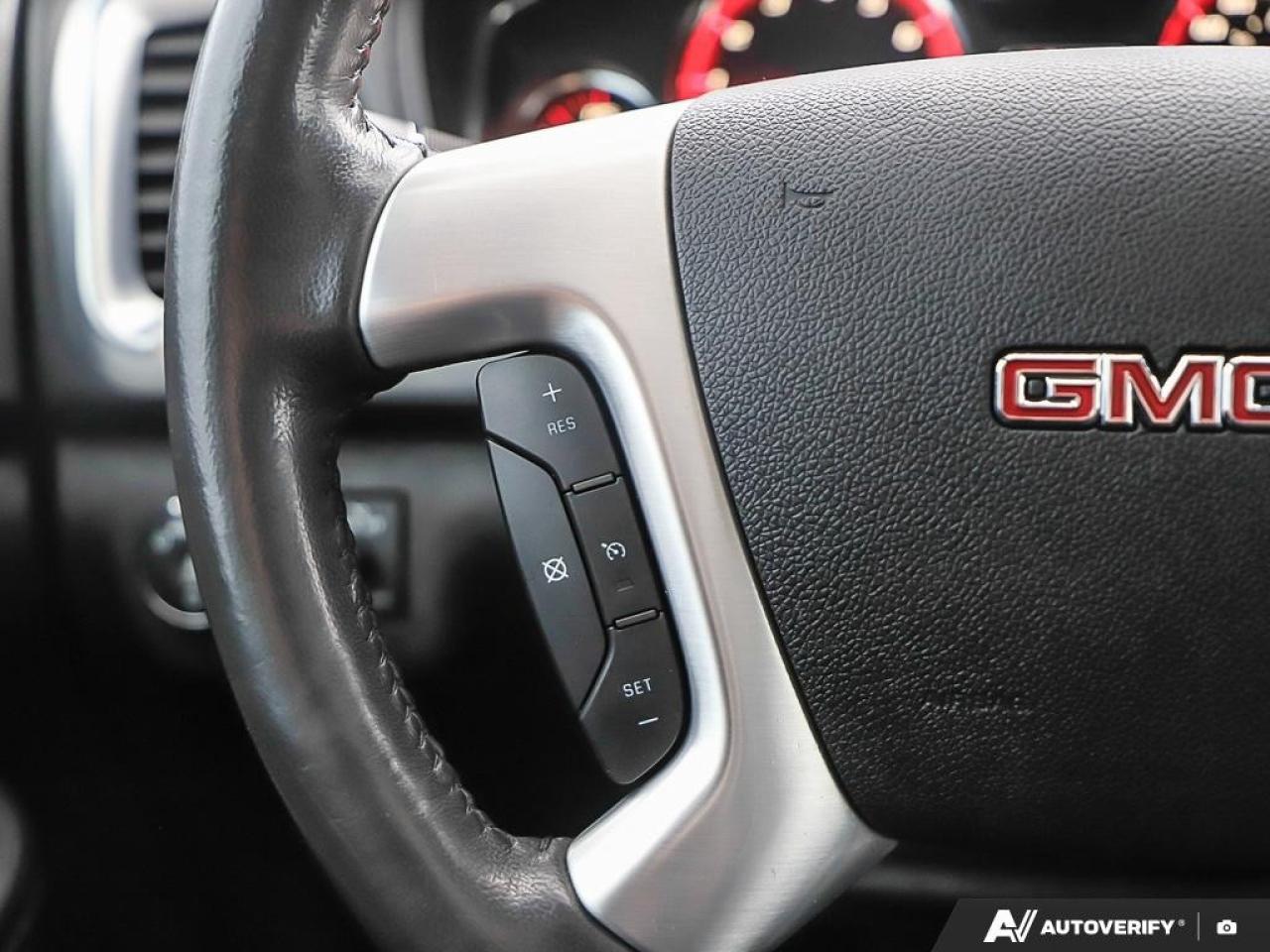 2018 GMC Acadia AWD DENALI Photo