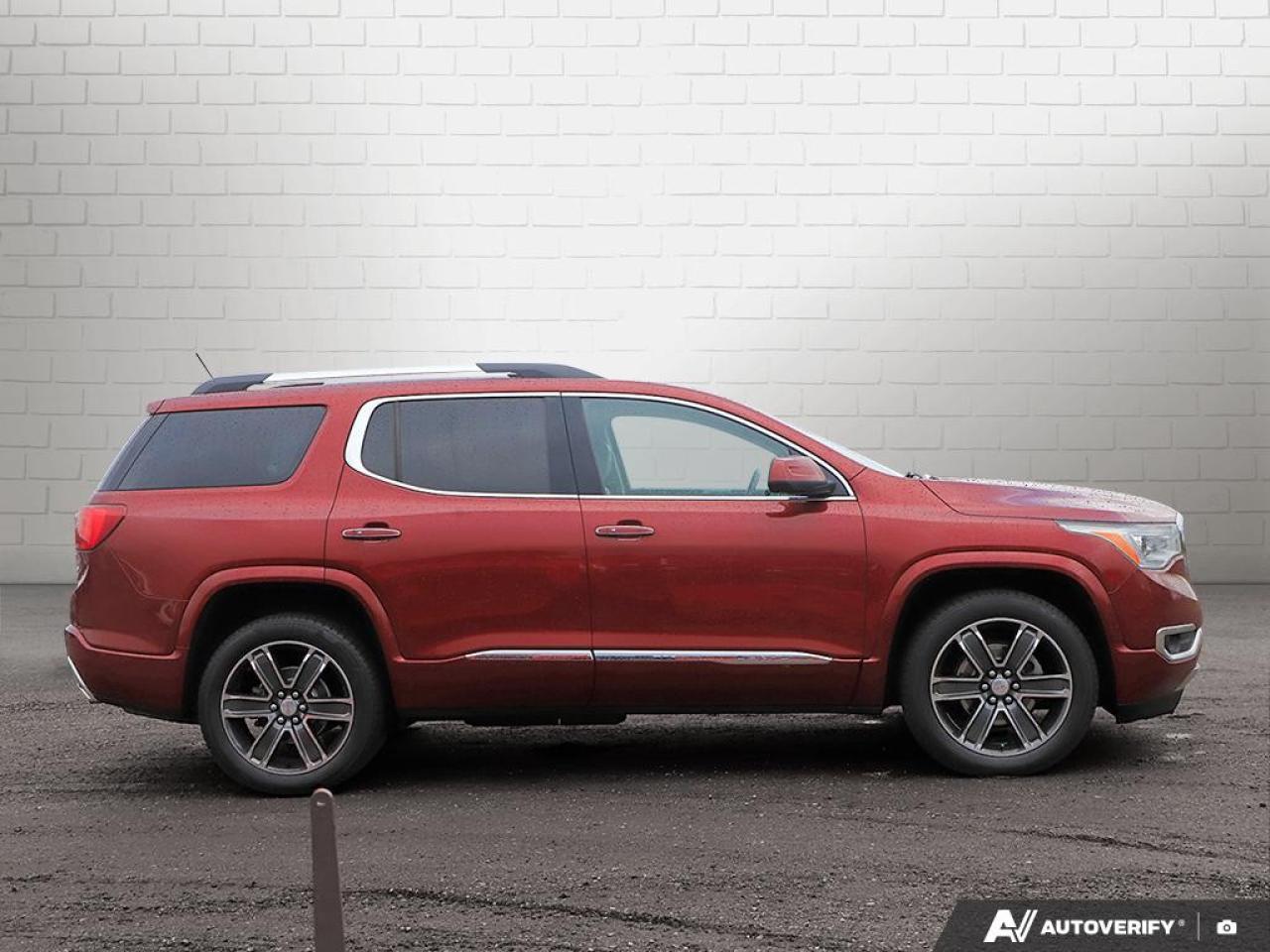 2018 GMC Acadia AWD DENALI Photo