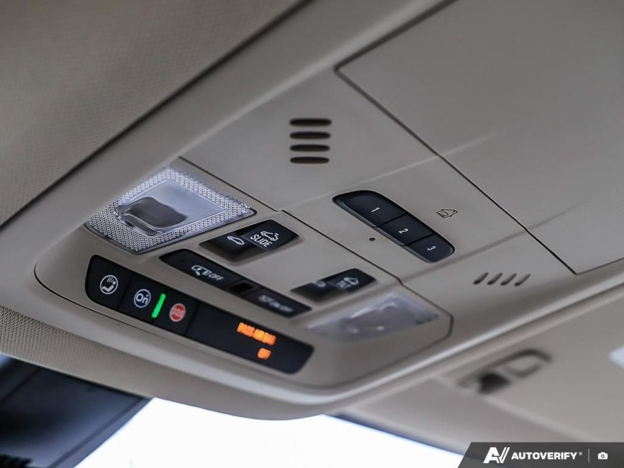 2018 GMC Acadia AWD DENALI Photo