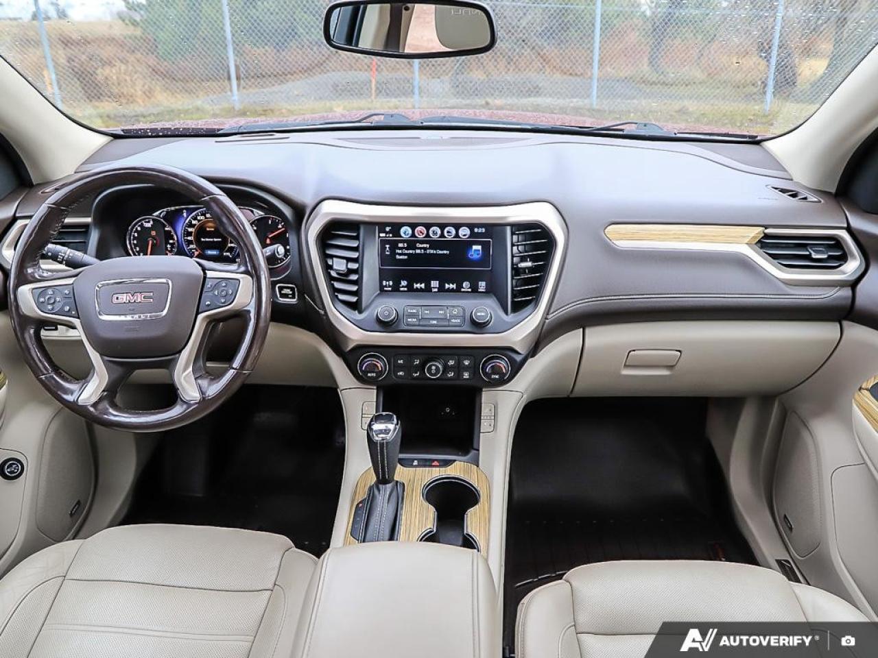 2018 GMC Acadia AWD DENALI Photo