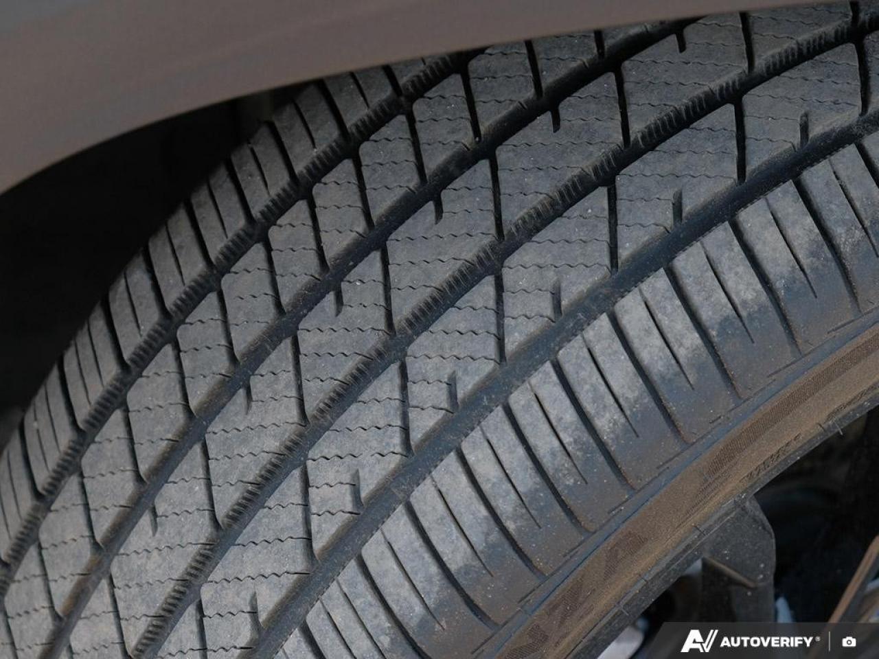 2023 GMC Terrain AWD SLE Photo