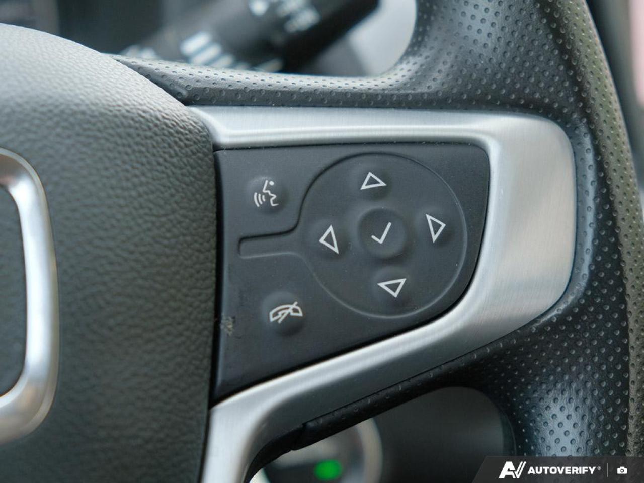 2023 GMC Terrain AWD SLE Photo