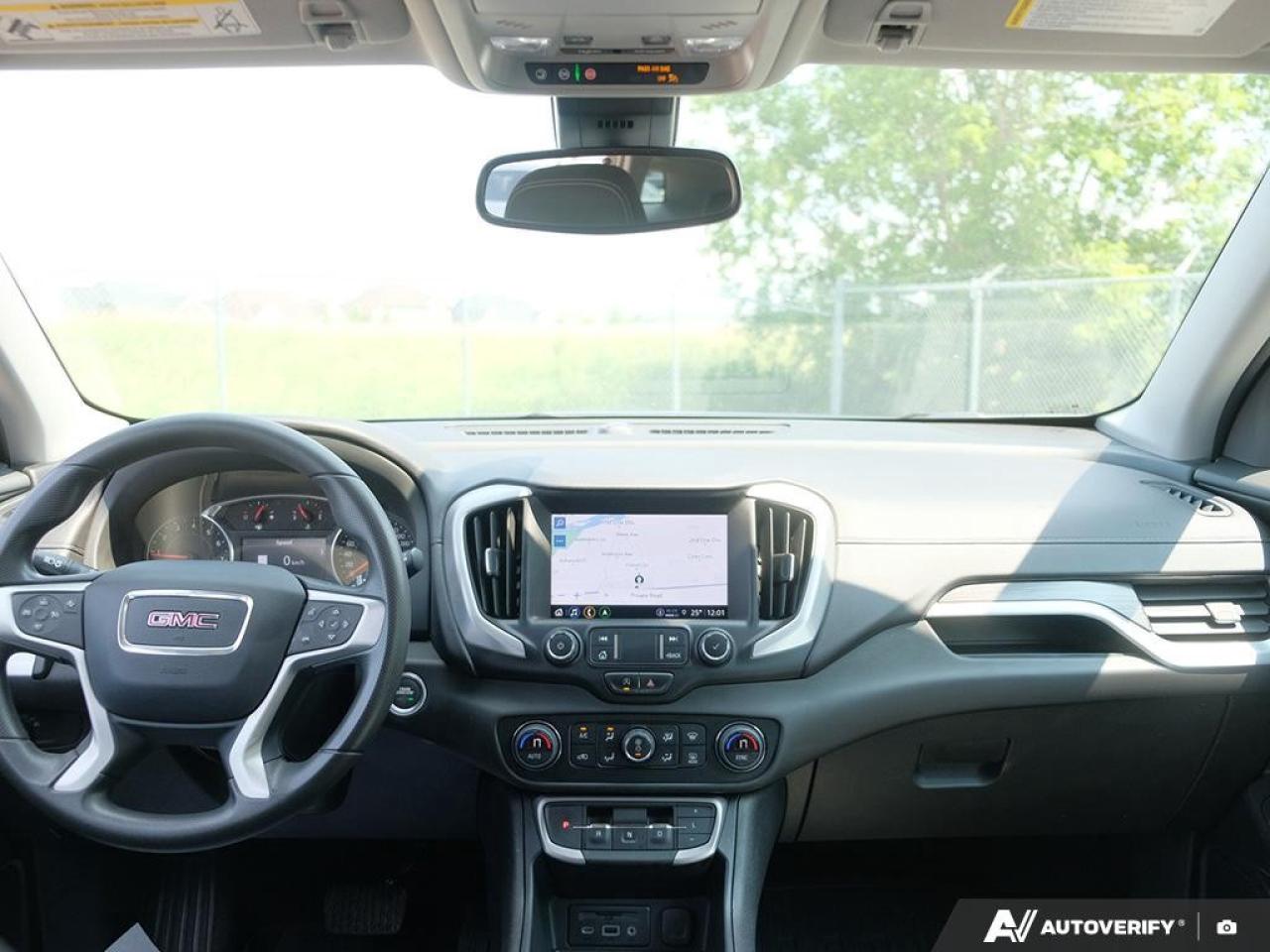 2023 GMC Terrain AWD SLE Photo