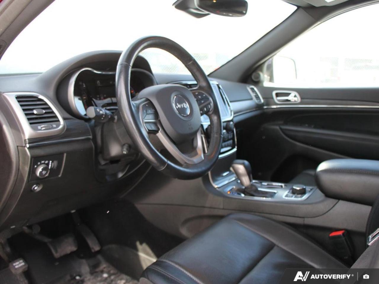 2021 Jeep Grand Cherokee LIMITED 4X4 Photo