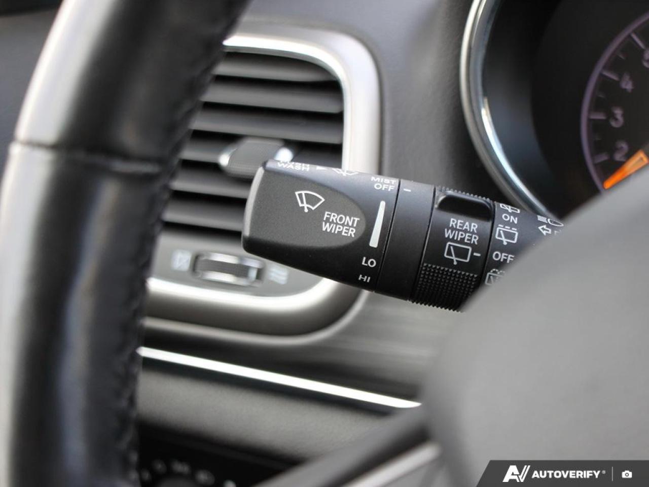 2021 Jeep Grand Cherokee LIMITED 4X4 Photo