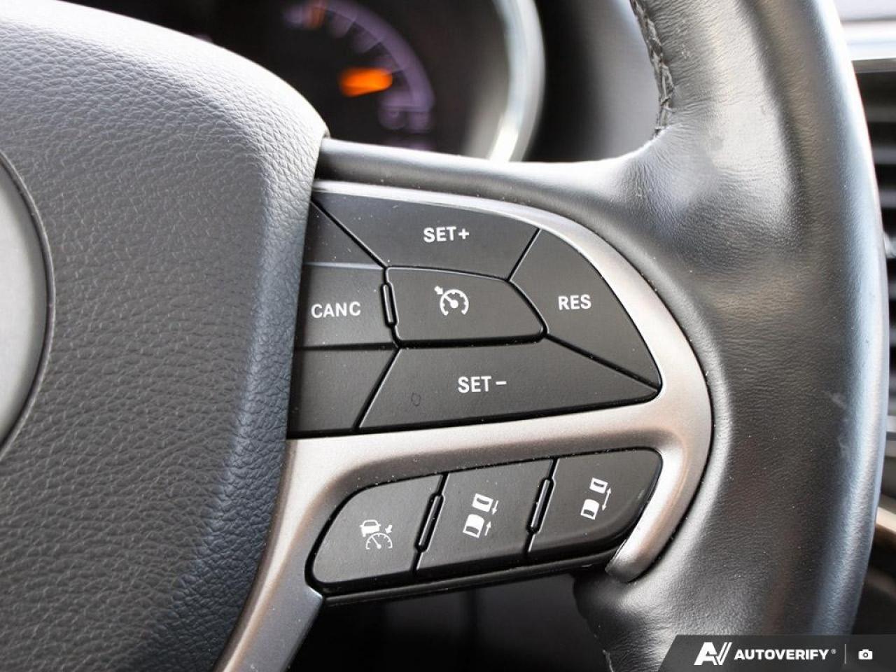 2021 Jeep Grand Cherokee LIMITED 4X4 Photo