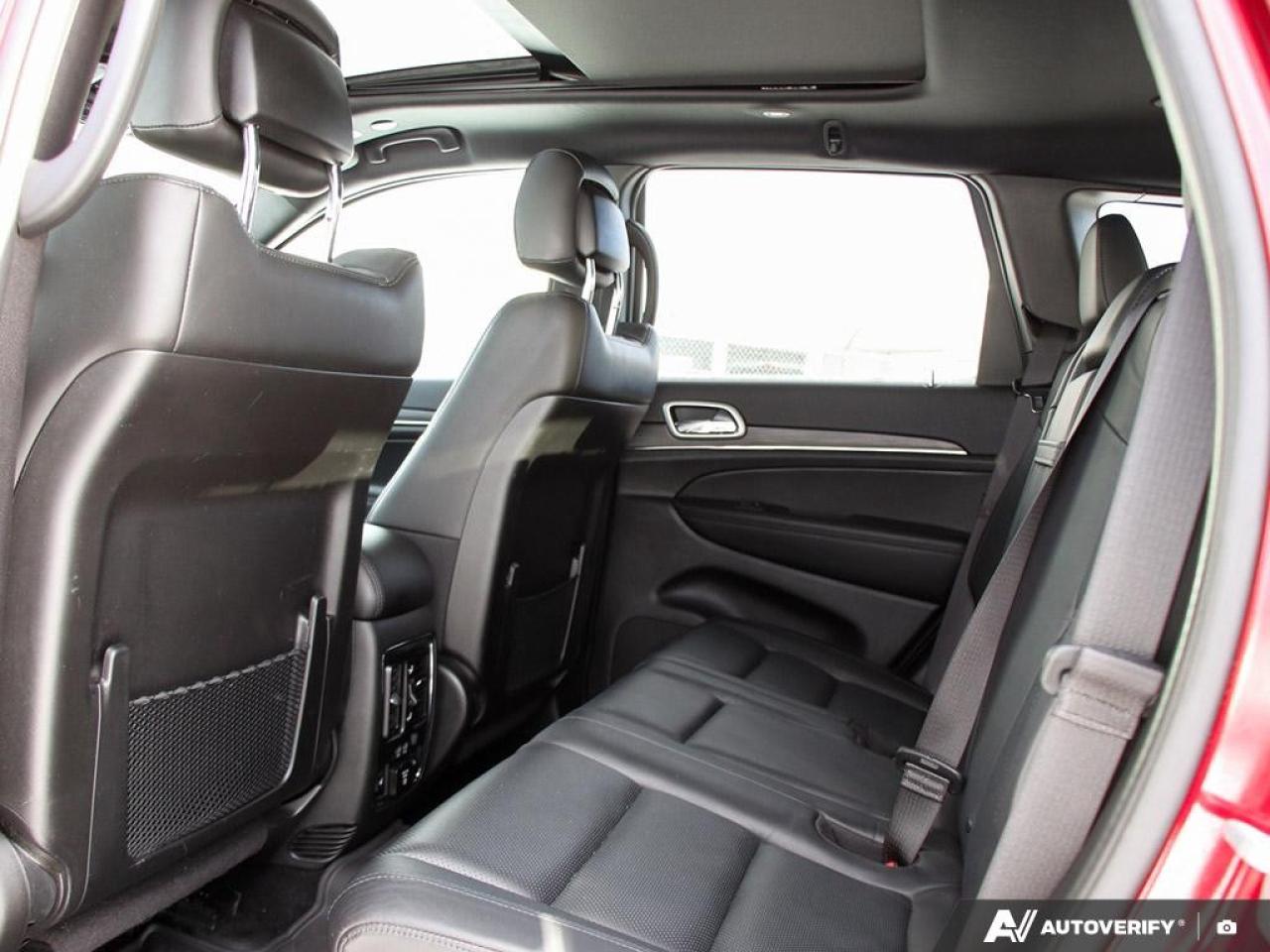 2021 Jeep Grand Cherokee LIMITED 4X4 Photo