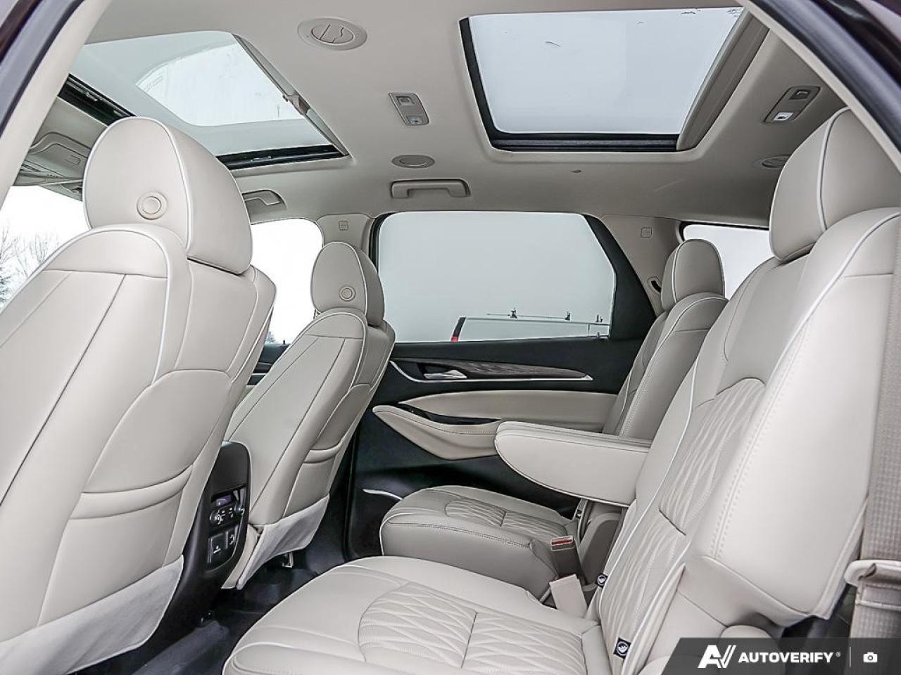 2023 Buick Enclave Avenir AWD Photo