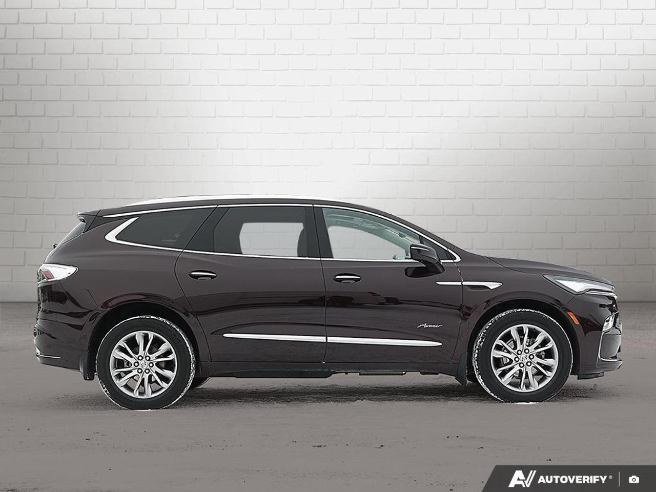 2023 Buick Enclave Avenir AWD Photo
