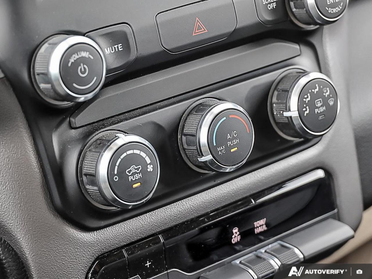 2020 RAM 1500 Big Horn 4x4 Crew Cab 6'4" Box Photo