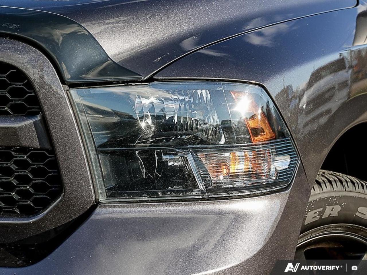 2019 RAM 1500 Classic EXPRESS 4X4 CREW CAB 5'7" BOX Photo