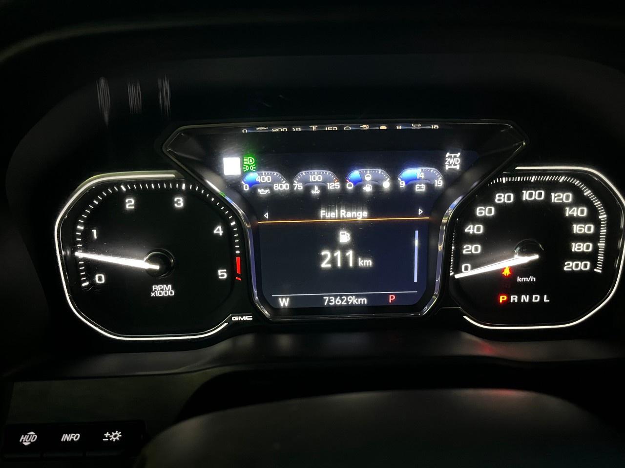 2021 GMC SIERRA 2500HD 4WD Crew Cab Standard Box Denali Photo