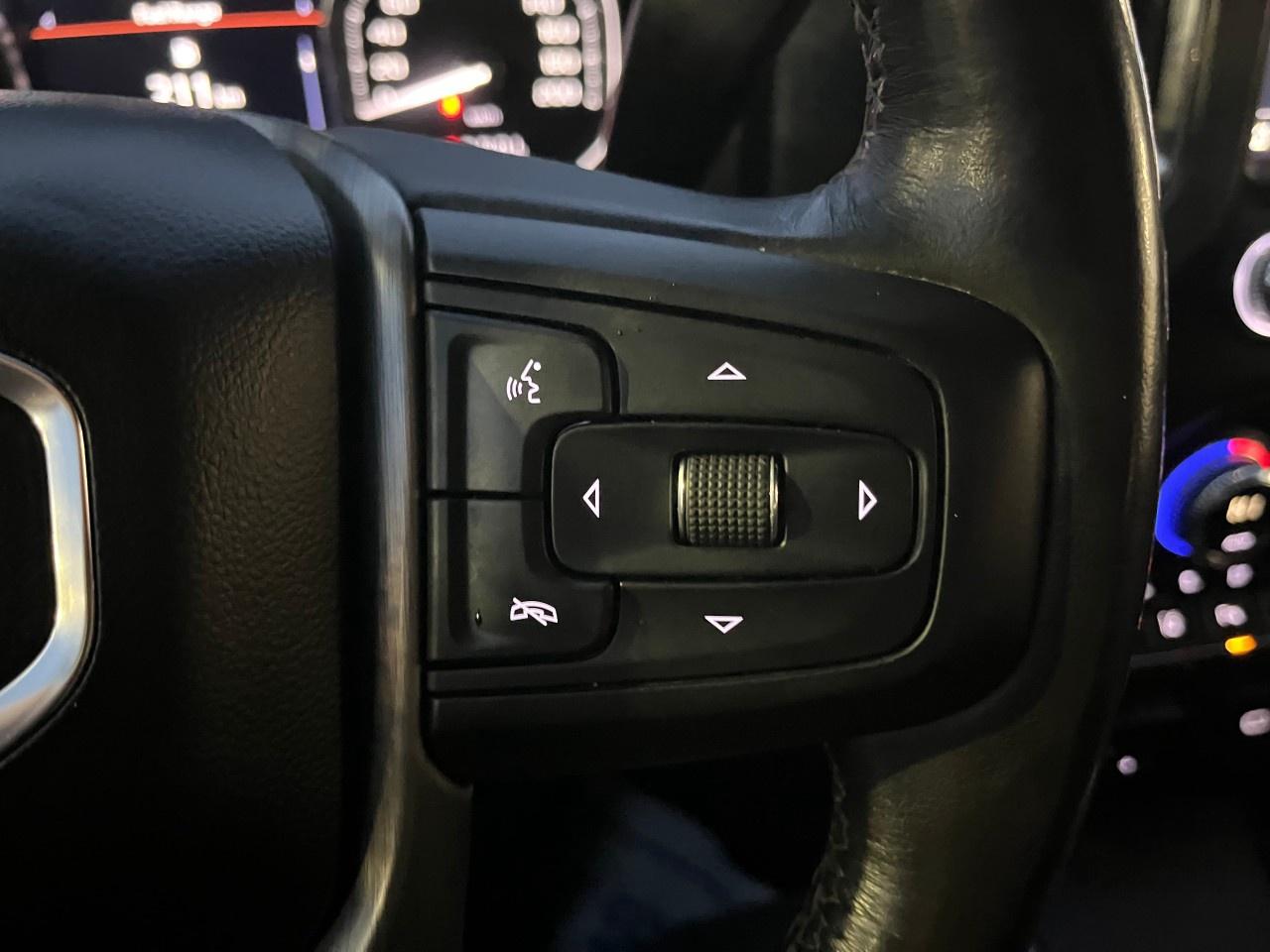 2021 GMC SIERRA 2500HD 4WD Crew Cab Standard Box Denali Photo