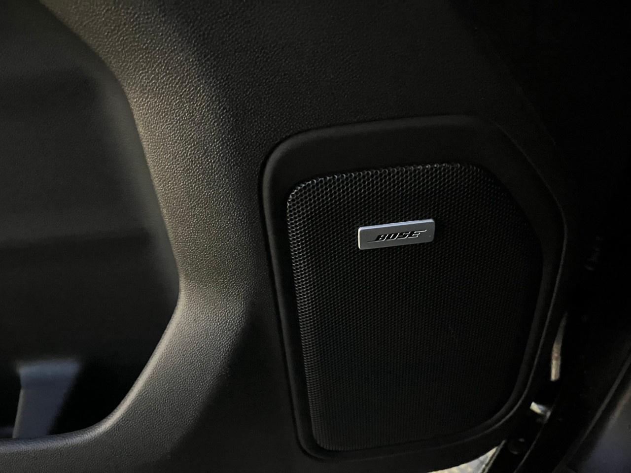 2021 GMC SIERRA 2500HD 4WD Crew Cab Standard Box Denali Photo