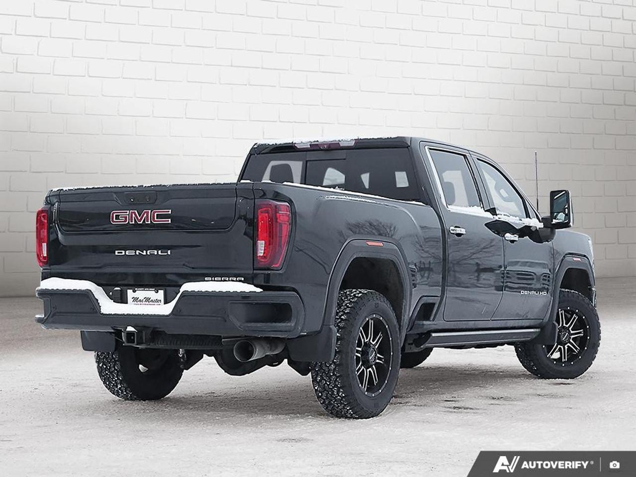 2021 GMC SIERRA 2500HD 4WD Crew Cab Standard Box Denali Photo4