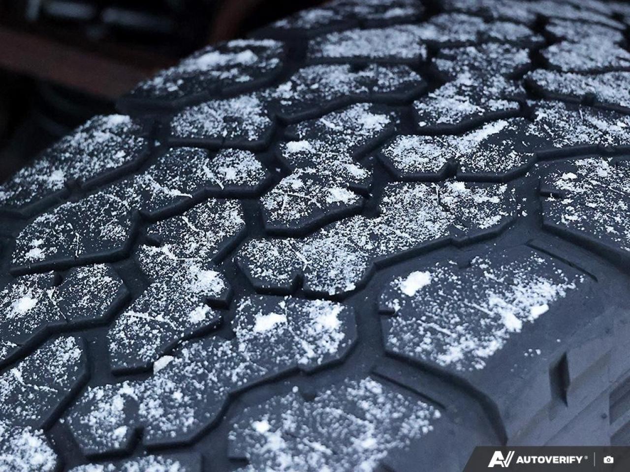 2021 GMC SIERRA 2500HD 4WD Crew Cab Standard Box Denali Photo