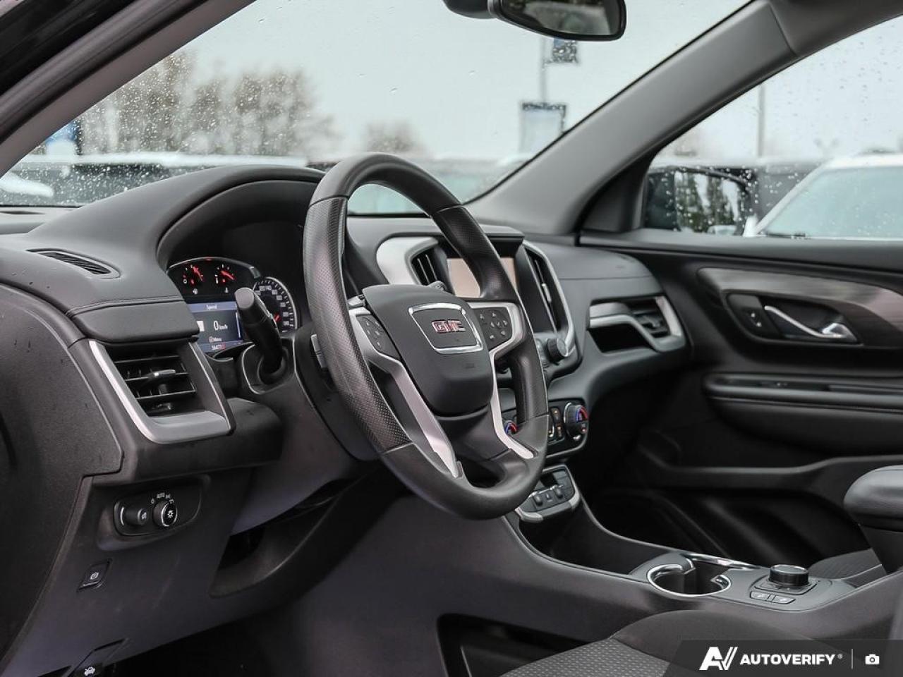 2023 GMC Terrain AWD SLE Photo