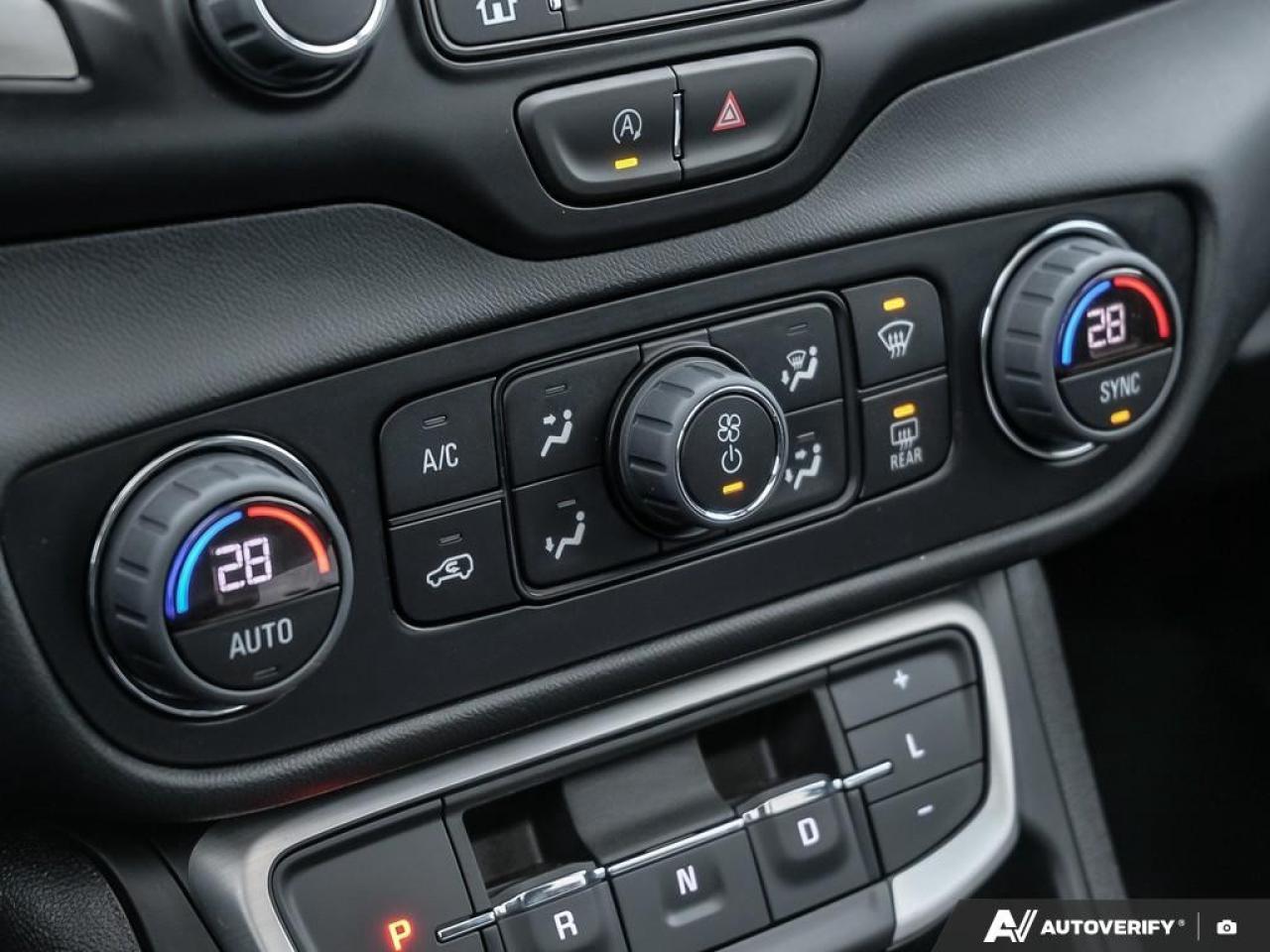 2023 GMC Terrain AWD SLE Photo