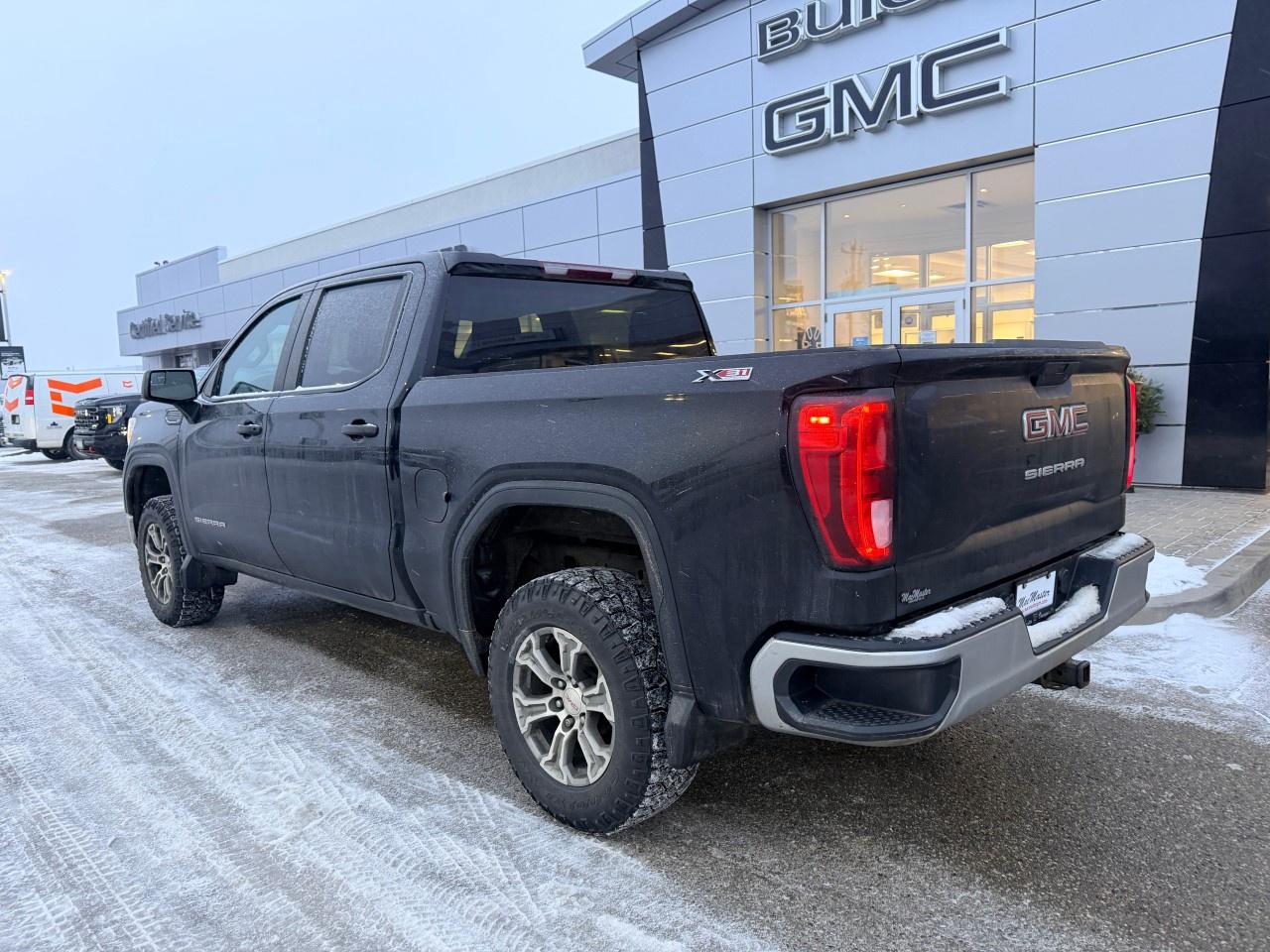 2022 GMC Sierra 1500 Limited Crew Cab Short Box 4-Wheel Drive Pro Photo