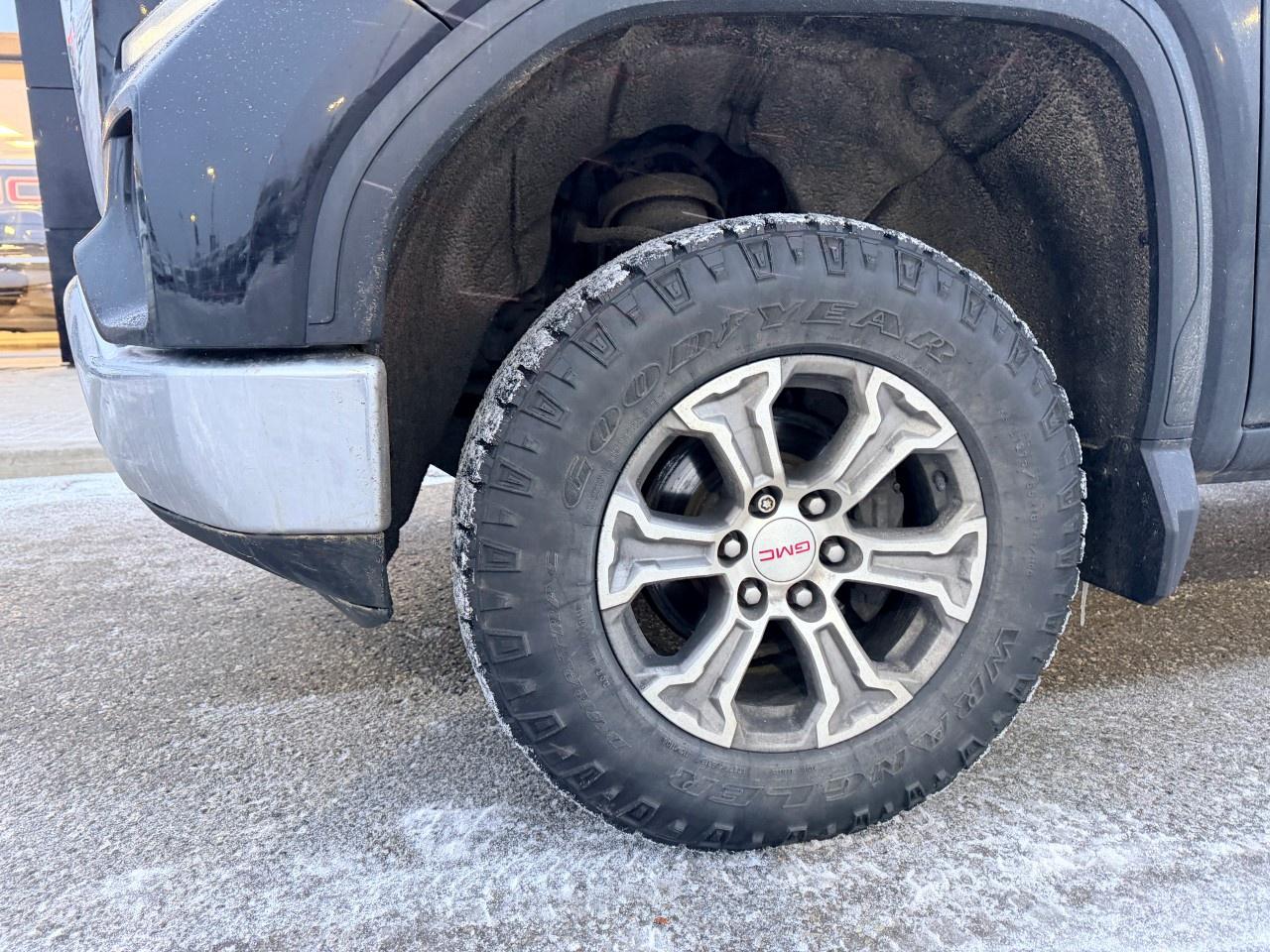 2022 GMC Sierra 1500 Limited Crew Cab Short Box 4-Wheel Drive Pro Photo