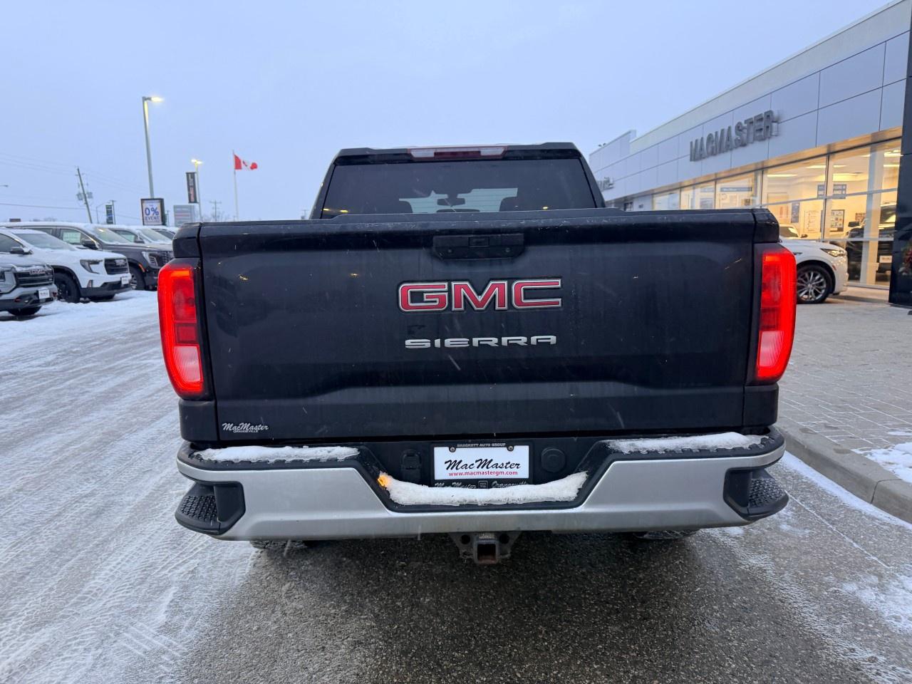 2022 GMC Sierra 1500 Limited Crew Cab Short Box 4-Wheel Drive Pro Photo