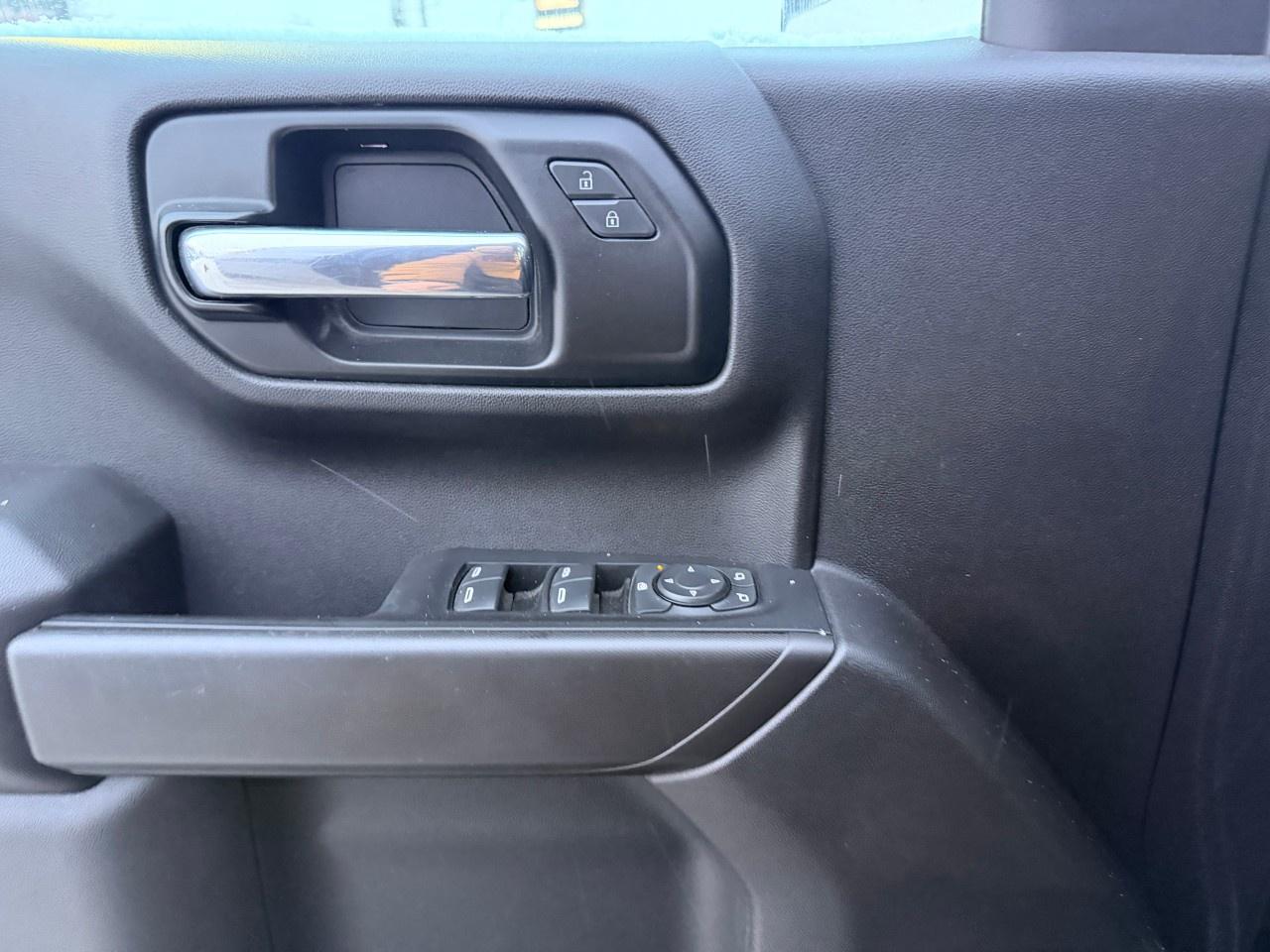 2022 GMC Sierra 1500 Limited Crew Cab Short Box 4-Wheel Drive Pro Photo