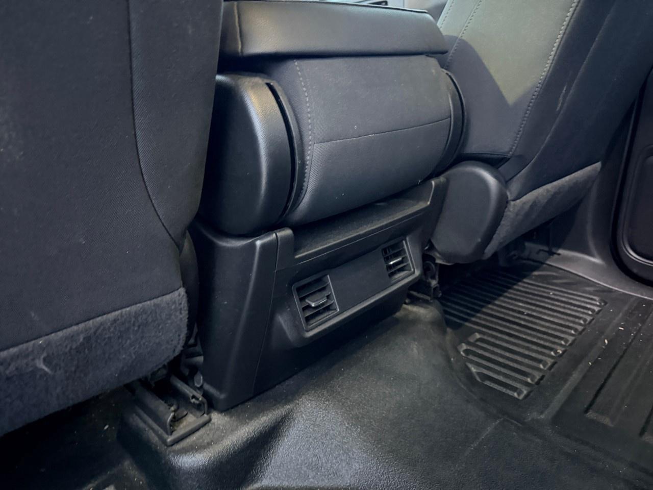 2022 GMC Sierra 1500 Limited Crew Cab Short Box 4-Wheel Drive Pro Photo