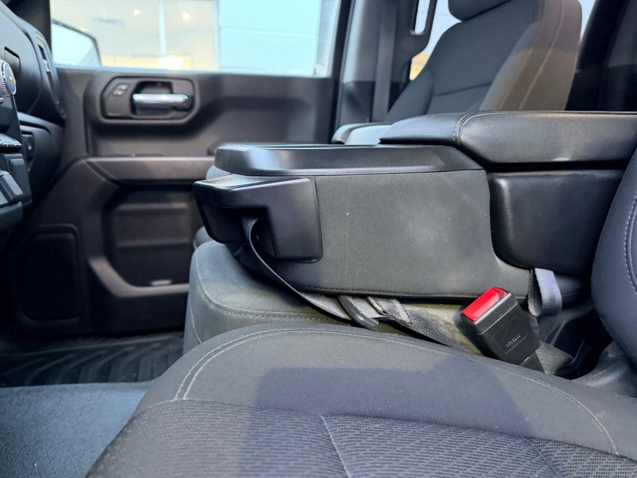 2022 GMC Sierra 1500 Limited Crew Cab Short Box 4-Wheel Drive Pro Photo