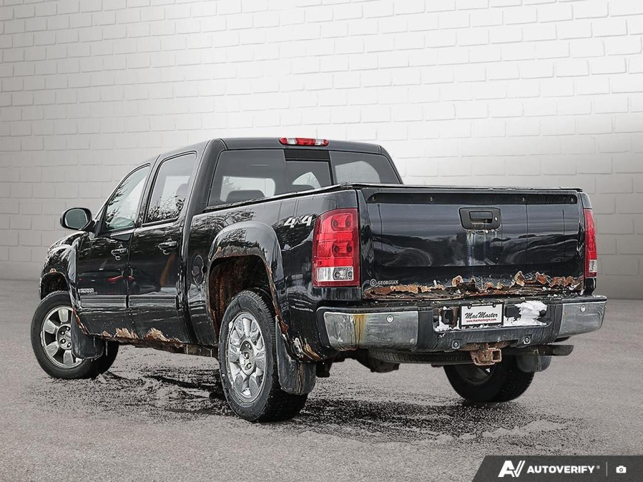 2009 GMC Sierra 1500 4WD CREW CAB SHORT BOX SLT Photo2