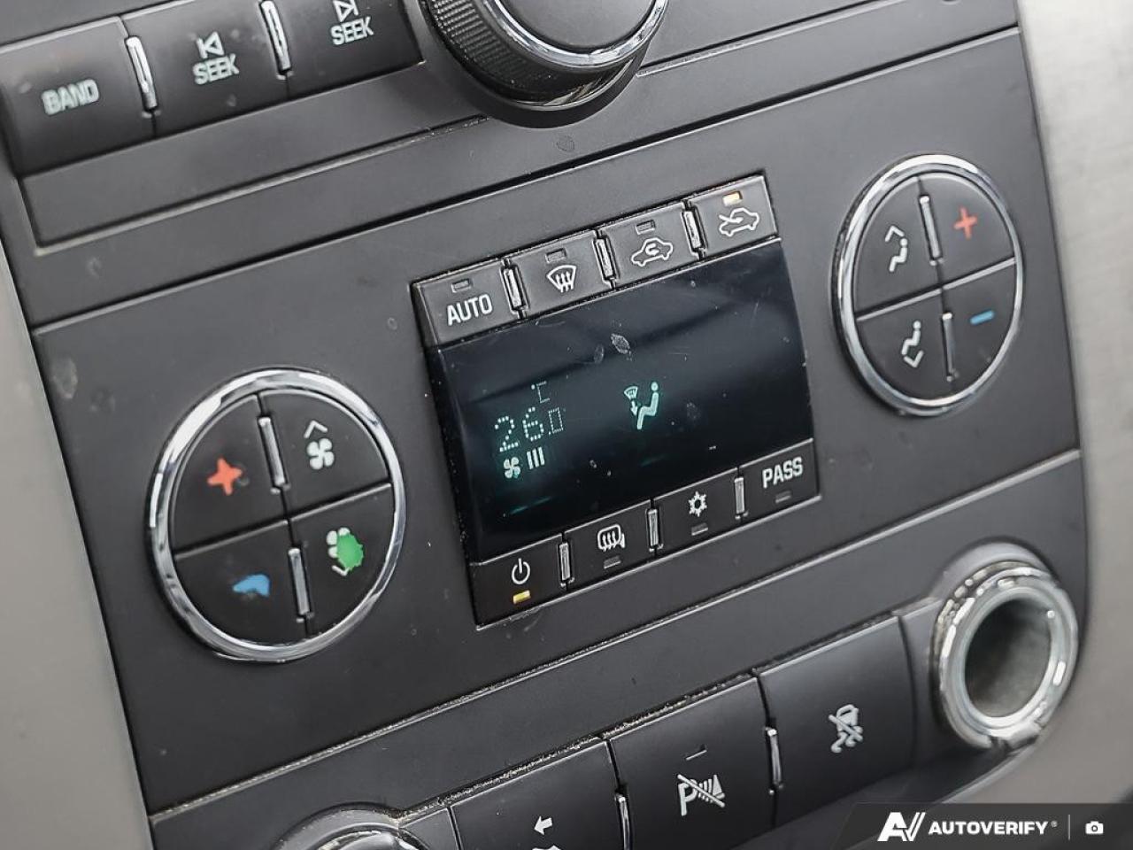 2009 GMC Sierra 1500 4WD CREW CAB SHORT BOX SLT Photo