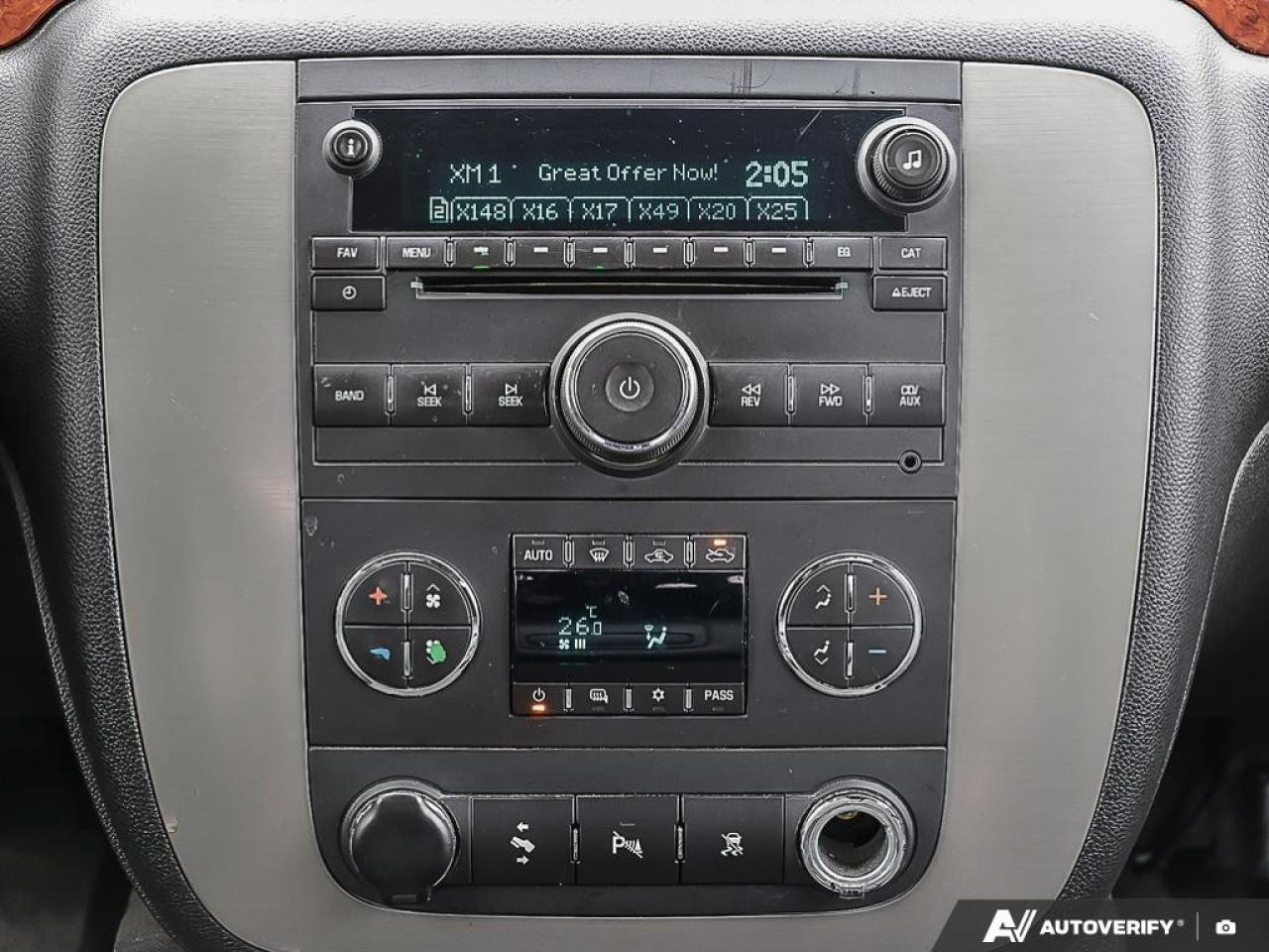 2009 GMC Sierra 1500 4WD CREW CAB SHORT BOX SLT Photo