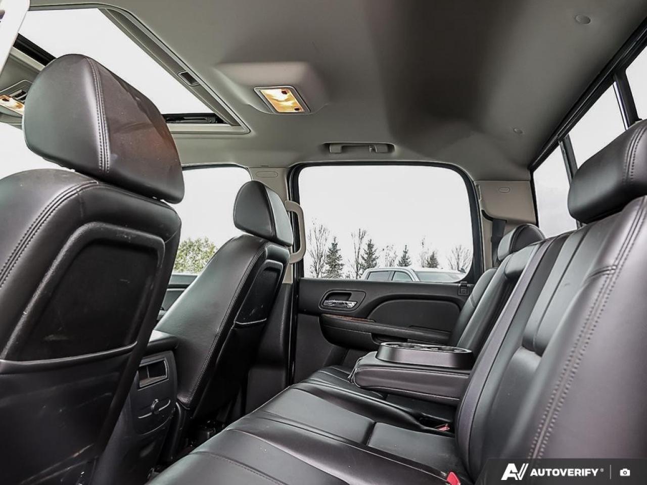 2009 GMC Sierra 1500 4WD CREW CAB SHORT BOX SLT Photo