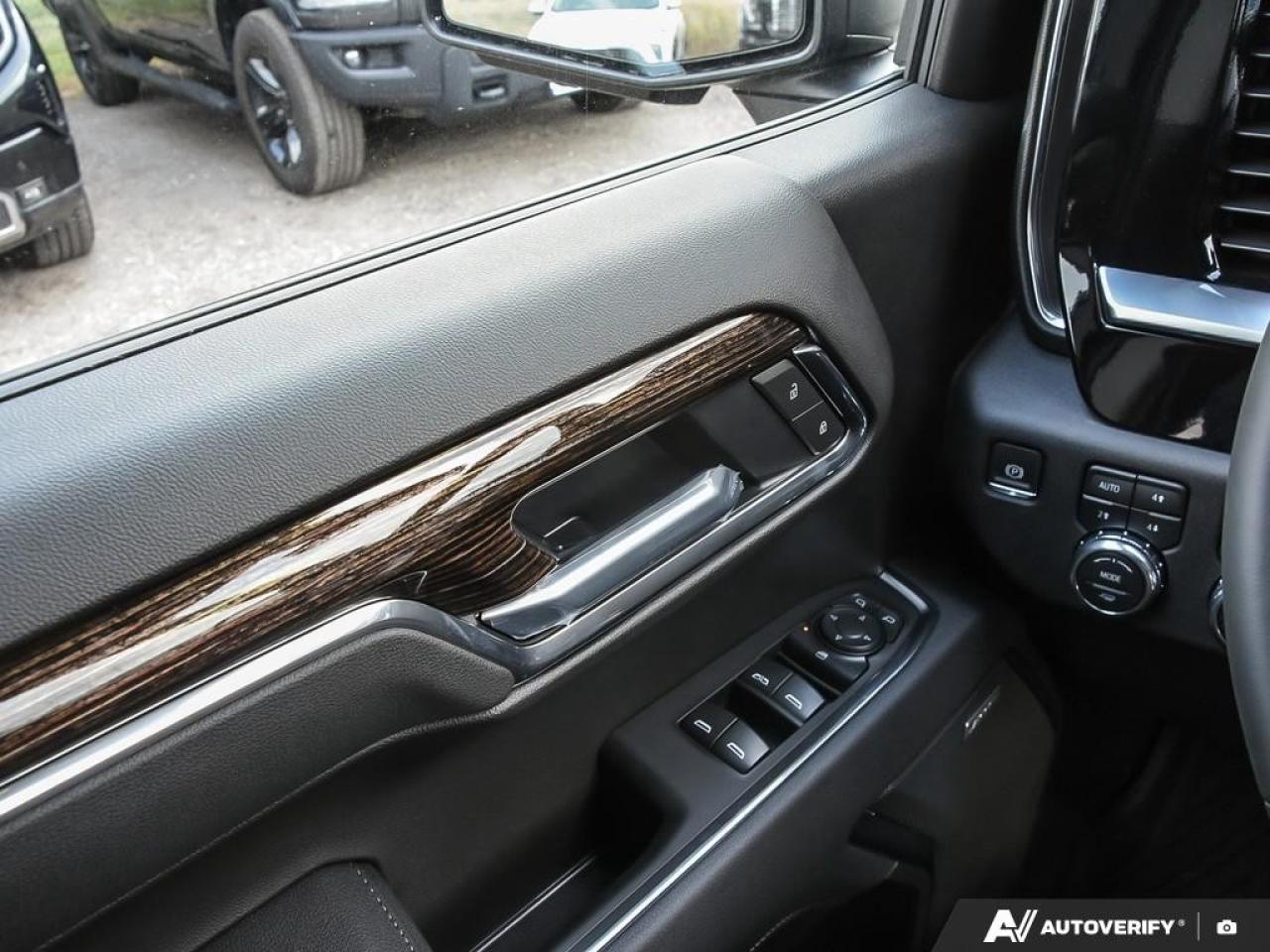 2026 GMC Sierra 1500 Crew Cab Short Box 4-Wheel Drive Elevation Photo