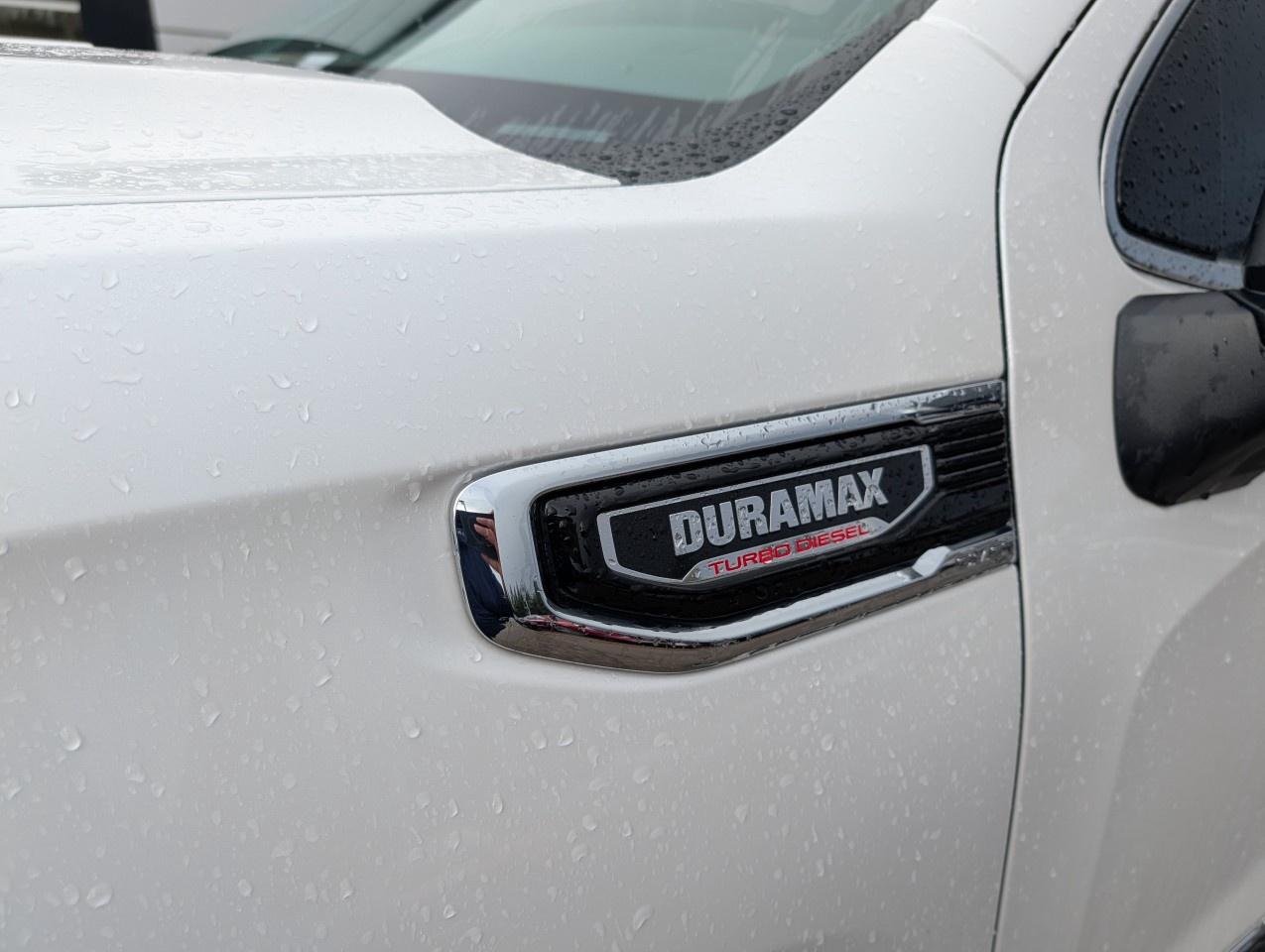 2025 GMC Sierra 1500 Crew Cab Short Box 4-Wheel Drive Denali Photo