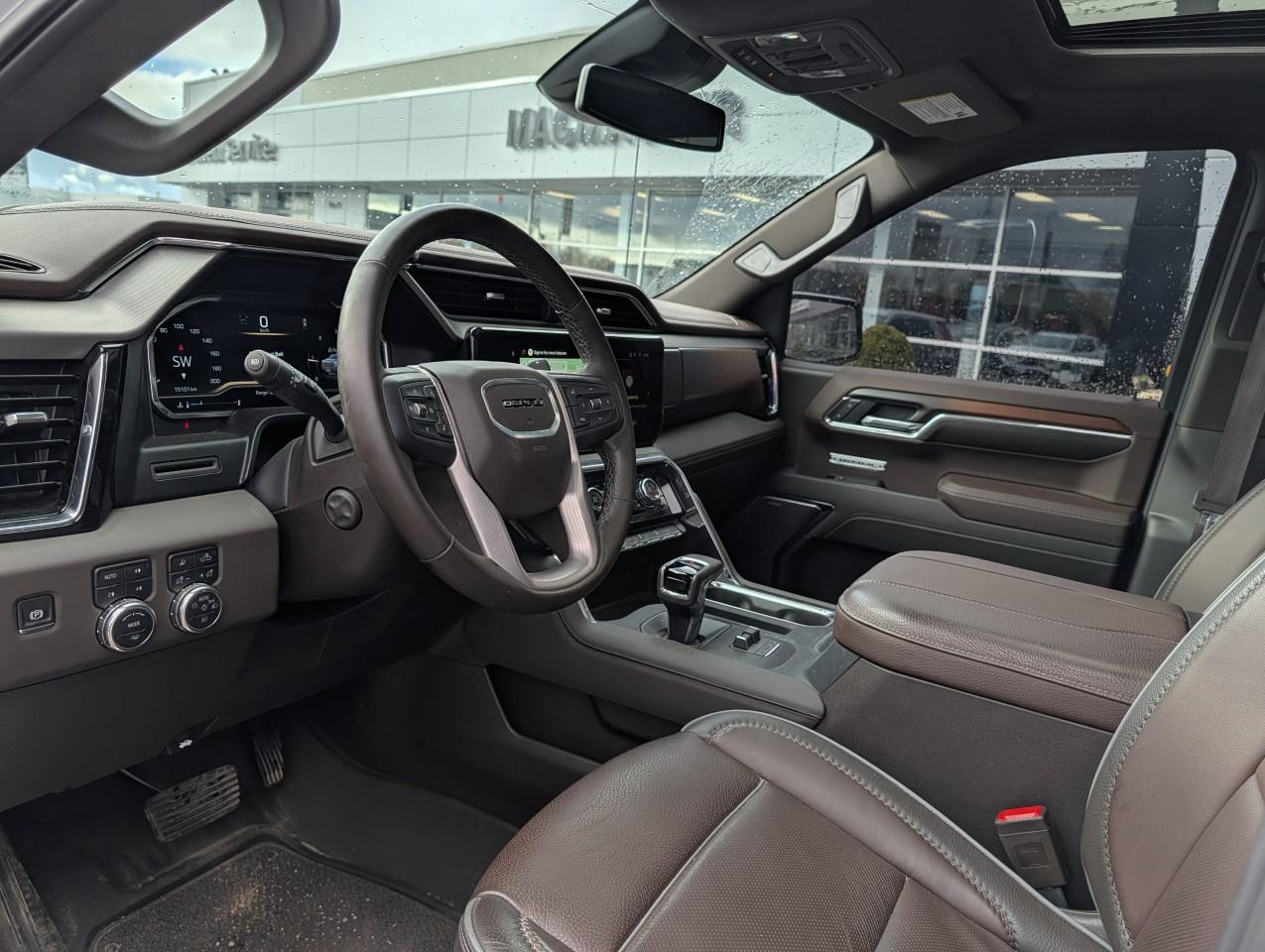 2025 GMC Sierra 1500 Crew Cab Short Box 4-Wheel Drive Denali Photo