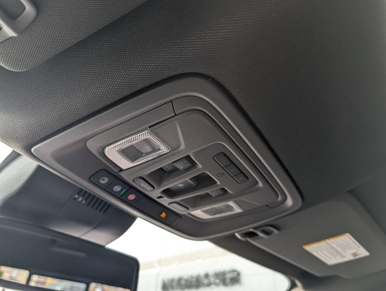 2025 GMC Sierra 1500 Crew Cab Short Box 4-Wheel Drive Denali Photo