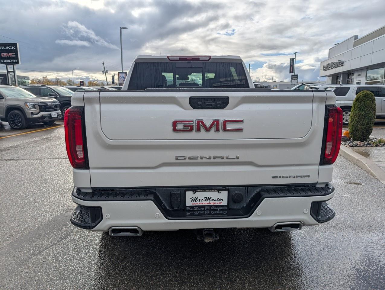 2025 GMC Sierra 1500 Crew Cab Short Box 4-Wheel Drive Denali Photo