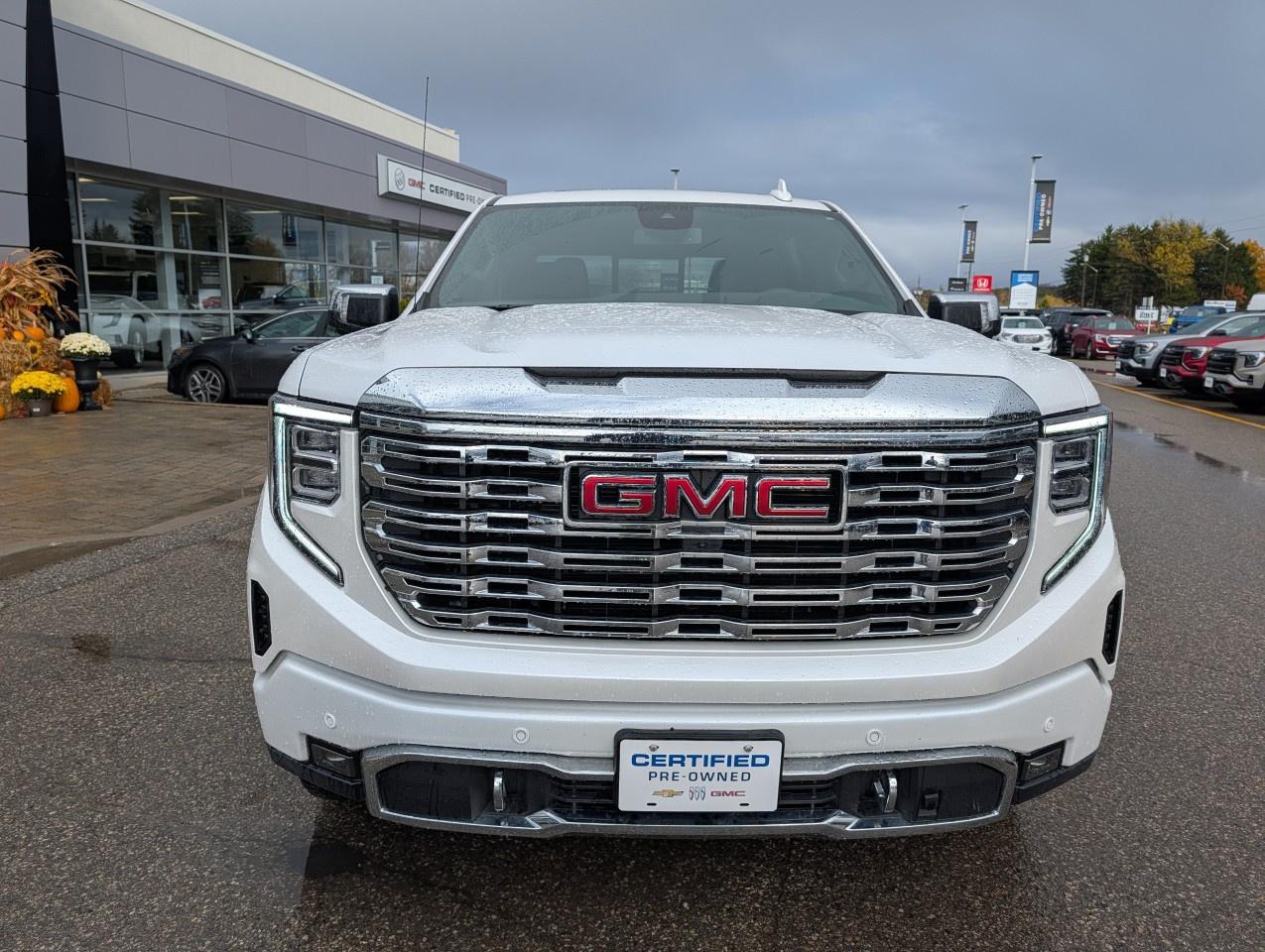 2025 GMC Sierra 1500 Crew Cab Short Box 4-Wheel Drive Denali Photo