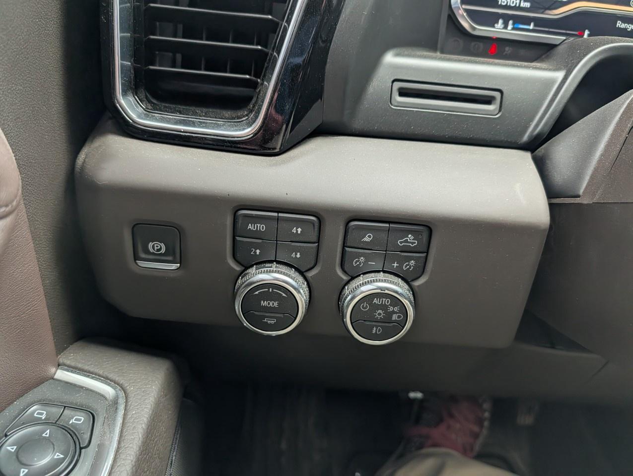 2025 GMC Sierra 1500 Crew Cab Short Box 4-Wheel Drive Denali Photo