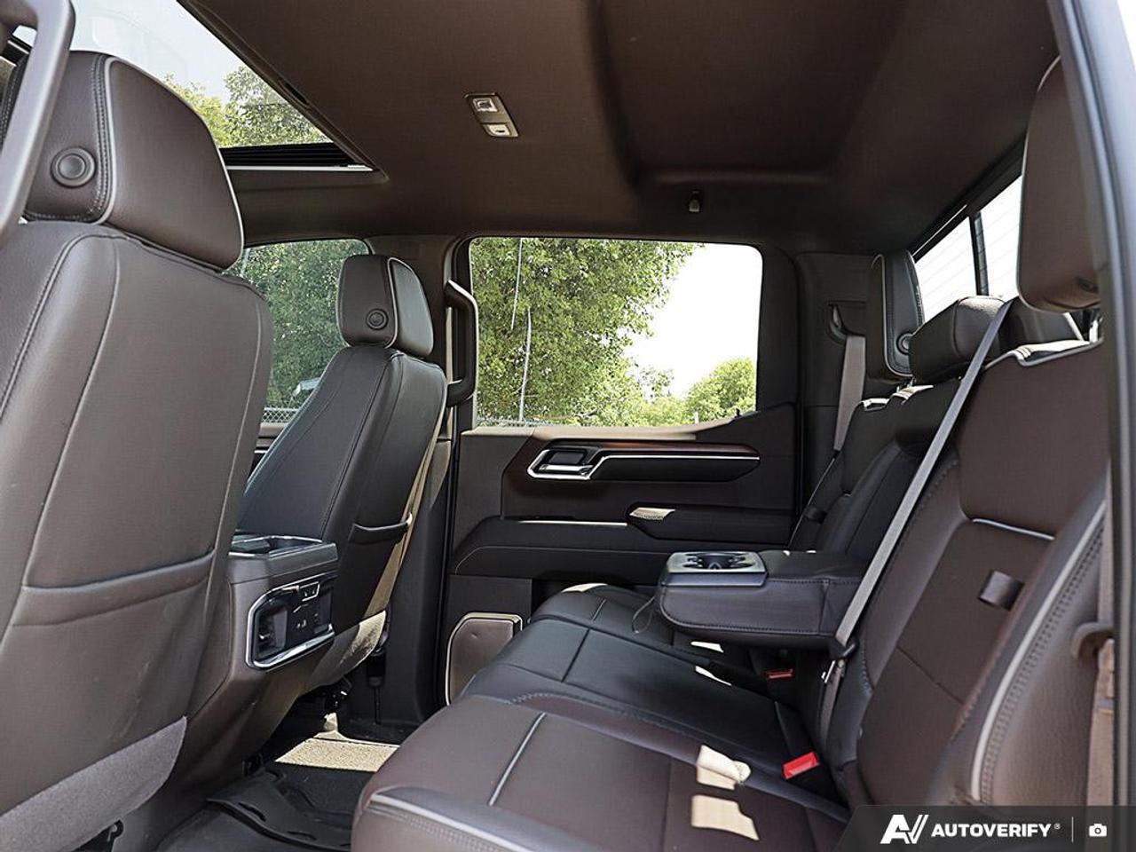 2025 GMC Sierra 1500 Crew Cab Short Box 4-Wheel Drive Denali Photo