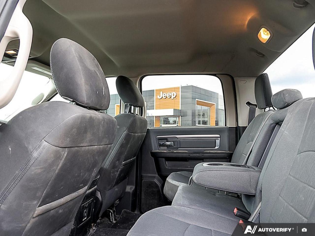 2022 RAM 1500 Classic SLT 4X4 CREW CAB 6'4" BOX Photo