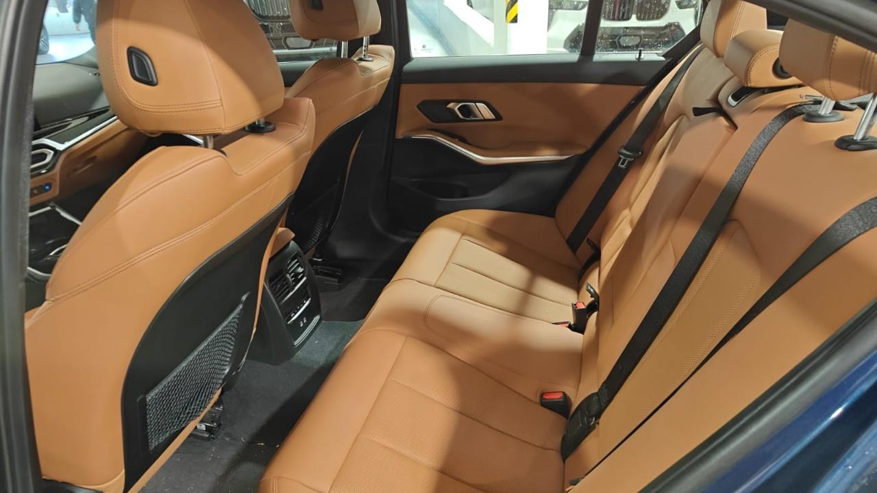 2023 BMW 330 i xDrive 4dr All-Wheel Drive Sedan Photo