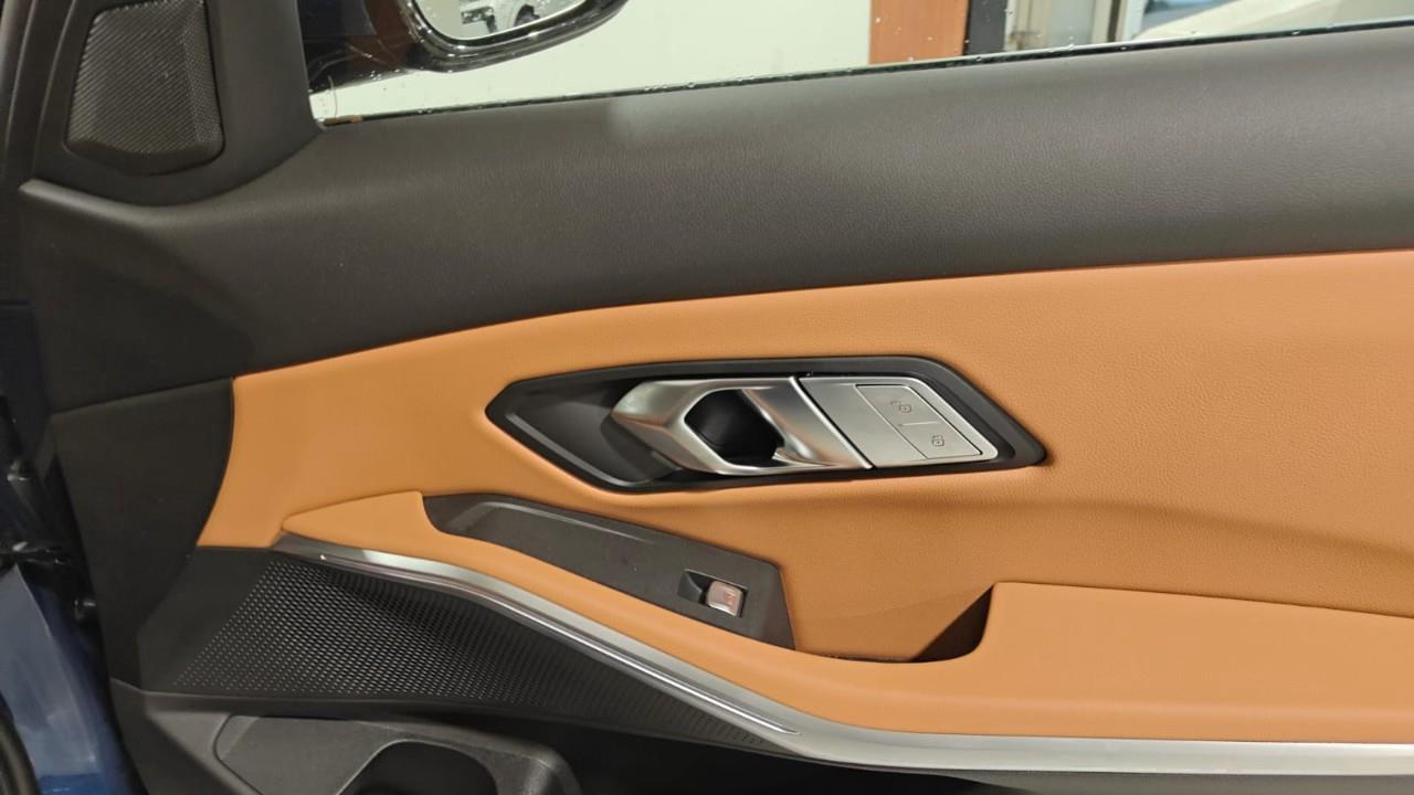 2023 BMW 330 i xDrive 4dr All-Wheel Drive Sedan Photo