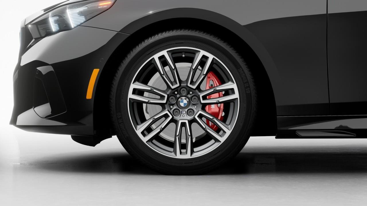 2026 BMW 530 i xDrive 4dr All-Wheel Drive Sedan Photo