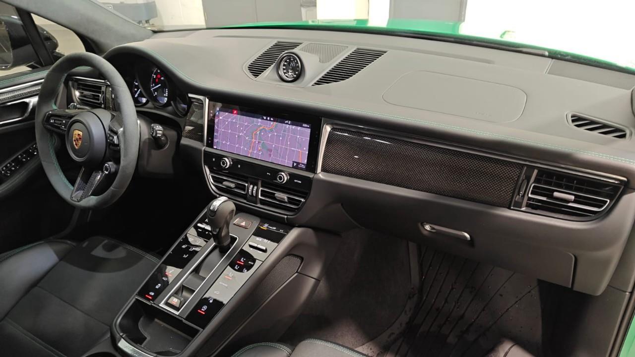 2025 Porsche Macan GTS 4dr All-Wheel Drive Photo